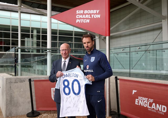 Charlton by the St George's Park pitch named after him, with England manager Gareth Southgate (Nick Potts/PA).