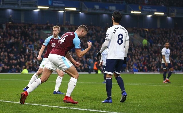 Ben Gibson, centre), pulled one back for Burnley on his first Premier League start for the club but it proved insufficient