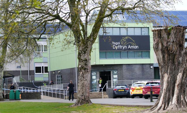 Police at Ysgol Dyffryn Aman