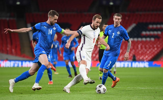 England boss Gareth Southgate praised Harry Kane for the way he led the side against Iceland 