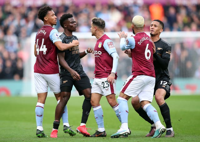 Tempers flare between Bukayo Saka (second left) and Aston Villa players 