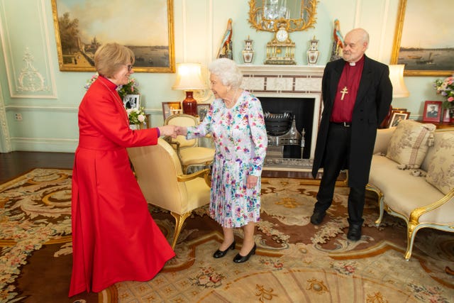 Queen Elizabeth II with Dame Sarah Mullally, when she was the Dean of  the Chapel Royal 