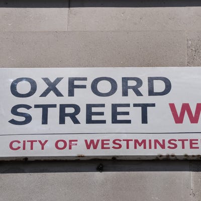 Khan hails traffic-free Oxford St as ‘truly momentous occasion for the capital’