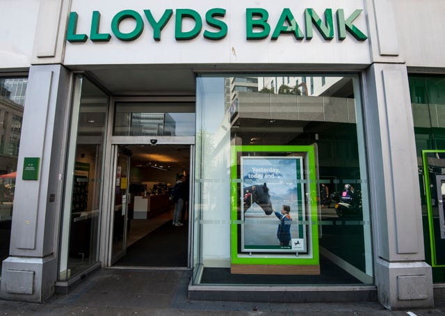 Lloyds bank stock