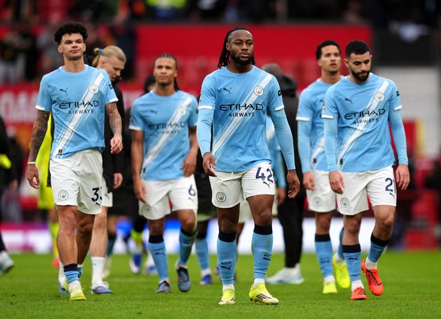 Manchester City players walk off dejected