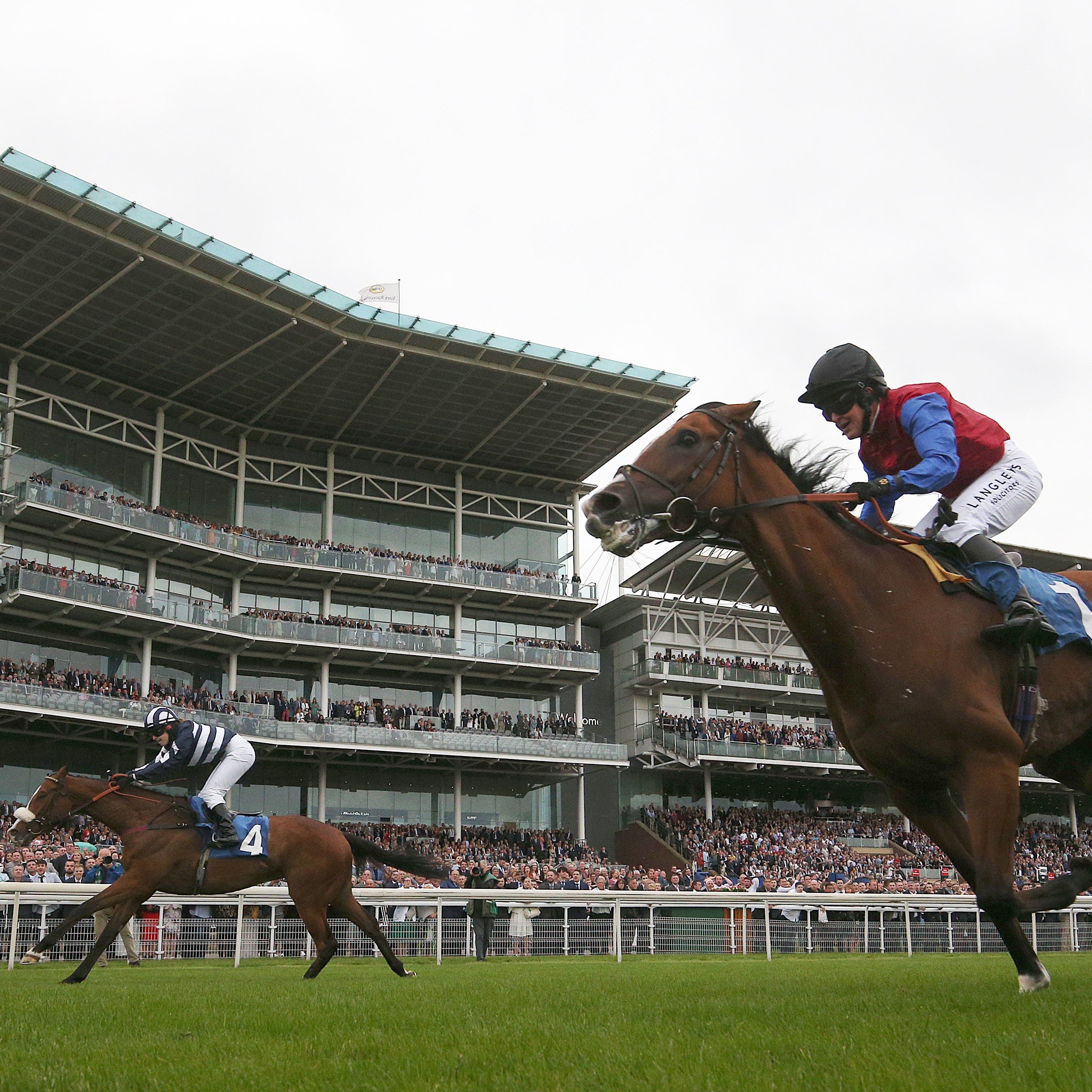 Mister Belvdere (left) wins the Queen Mother’s Cup at York