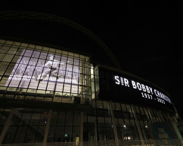 Sir Bobby Charlton Tributes – Wembley