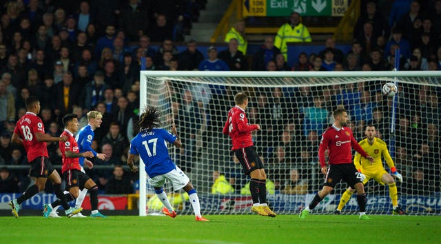 Alex Iwobi curled home a glorious opening goal for Everton