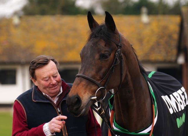 Nicky Henderson and Epatante on Monday morning