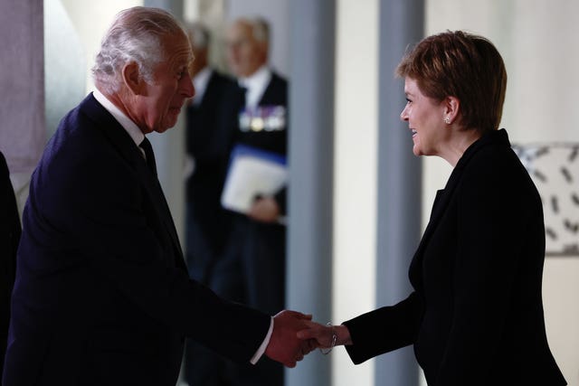 The King shaking hands with Nicola Sturgeon