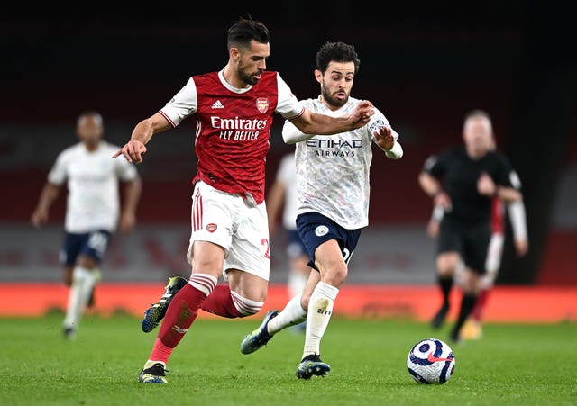 Pablo Mari (left) returned to the Arsenal team but could not prevent a defeat.