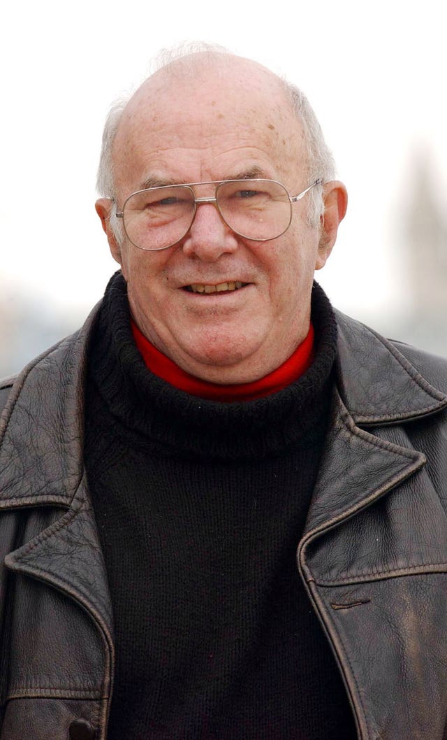 Clive James death