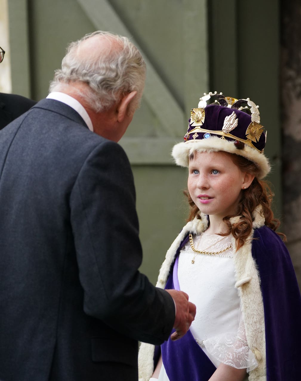 The King Meets queen Scotland On His First Scottish Visit Post