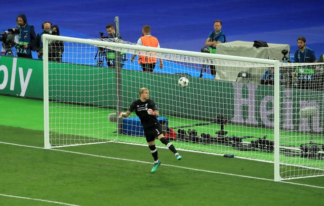 Karius lets a Gareth Bale shot slip through his fingers for Real's decisive third goal