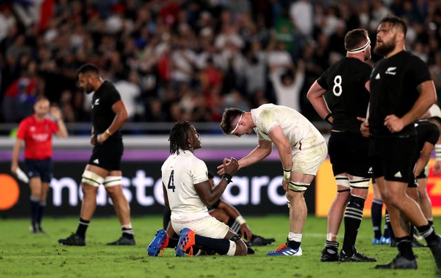 England's Maro Itoje and Tom Curry (right) were called 'superheroes'