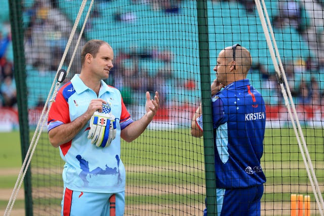 Gary Kirsten, right, has previously coached India