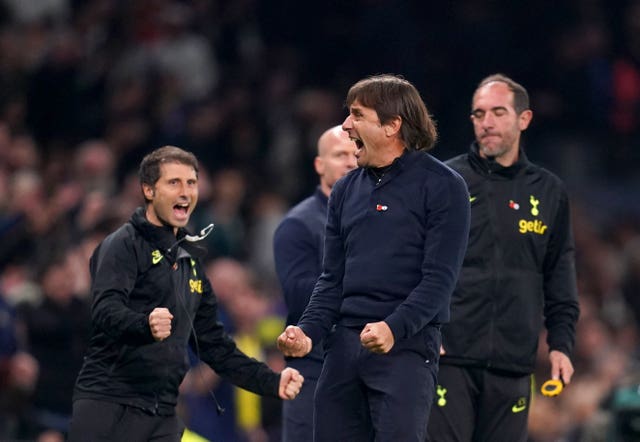 Tottenham manager Antonio Conte celebrating