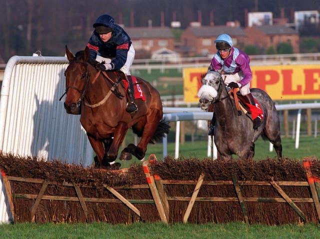 The giant French Holly on his way to winning the Tolworth