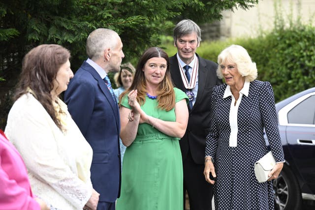 The Queen and Sir Ian Rankin meet dignitaries