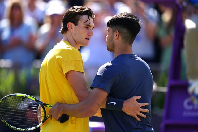 Jack Draper, left, defeated Carlos Alcaraz at Queen's Club 