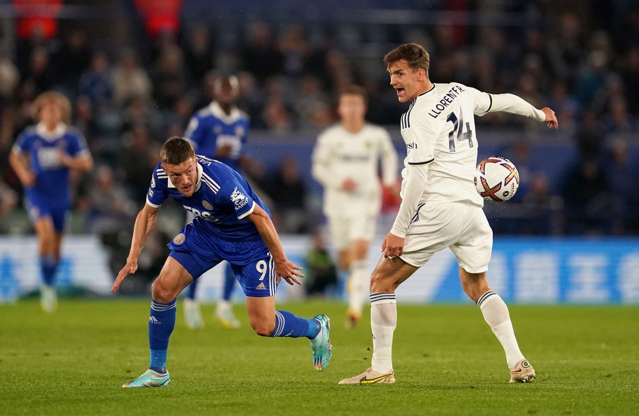 Лестер сити лидс. Лидс Юнайтед. Лидс. Jamie Vardy. Leicester City 2-0 Leeds United.