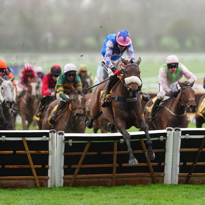 White Noise poised to make Wetherby return