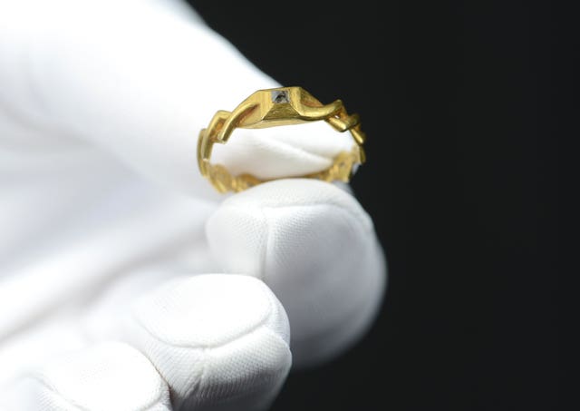 The wedding ring given by Sir Thomas Brook to his wife Lady Joan Brook for their marriage in 1388 