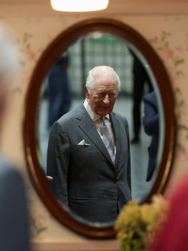 The King reflected in a donated mirror 