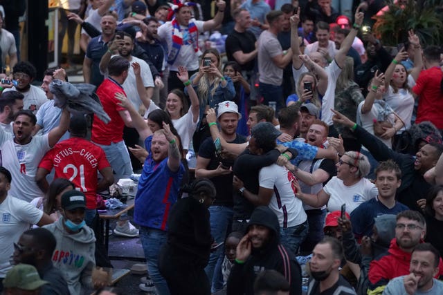 Fans watching Ukraine v England