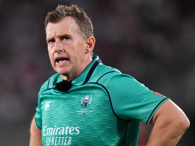 Nigel Owens will be the man in the middle for the World Cup quarter-final clash in Tokyo