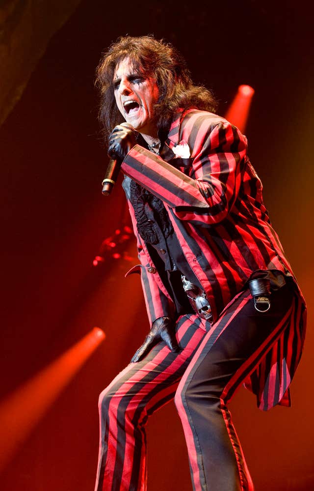Alice Cooper on death ‘pact’ with wife: We couldn’t live without each ...