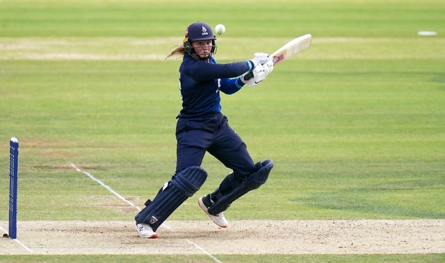 Northern Diamonds’ Bess Heath has received a first call-up to the senior England squad