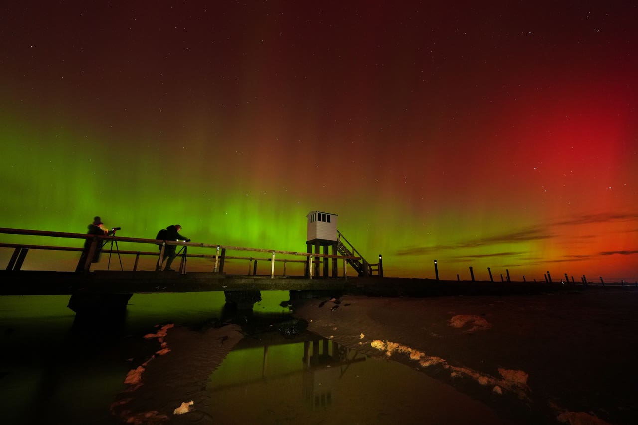 In Pictures Another spectacular display as Northern Lights burn