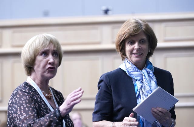 Chair of the forum, Professor Louise Richardson 