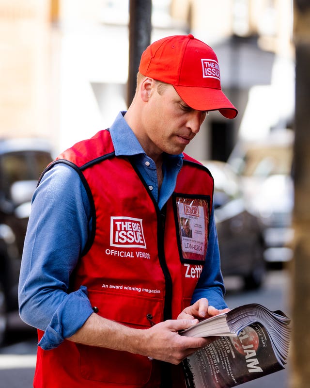 Le prince de Galles a été un partisan du Big Issue, le vendant même dans les rues de Londres (The Big Issue/PA)