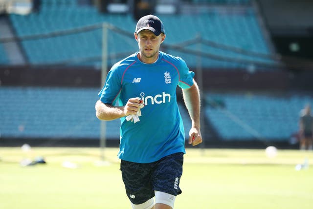 Joe Root helped England hitters into the net