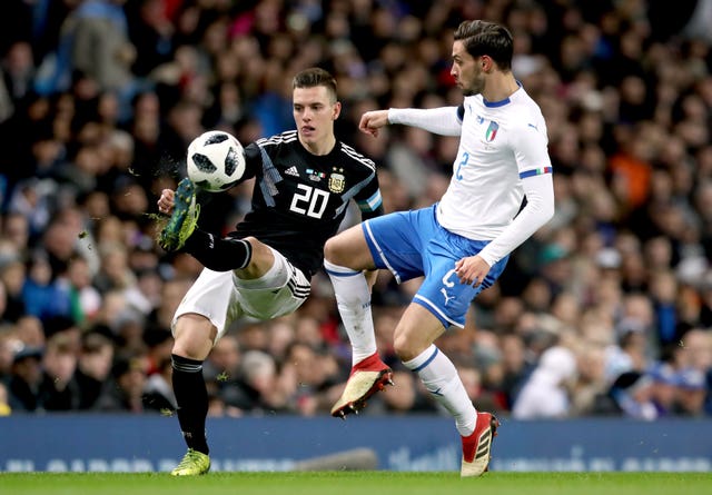 Giovani Lo Celso, left, could become a Tottenham player on Thursday