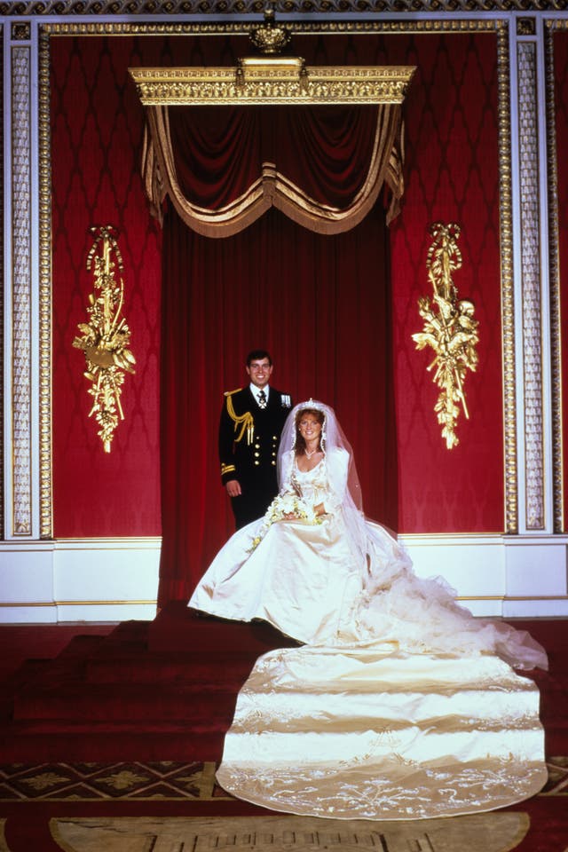 Andrew and Sarah marry in 1986