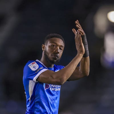 Ebou Adams hits late Portsmouth winner after 10-man Sheffield United launch fight back