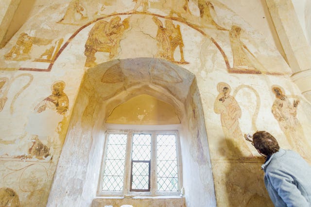 Longthorpe Tower wall paintings