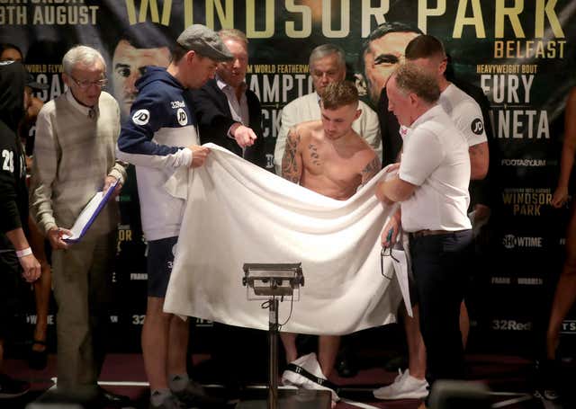 Carl Frampton had to strip down to make the weight