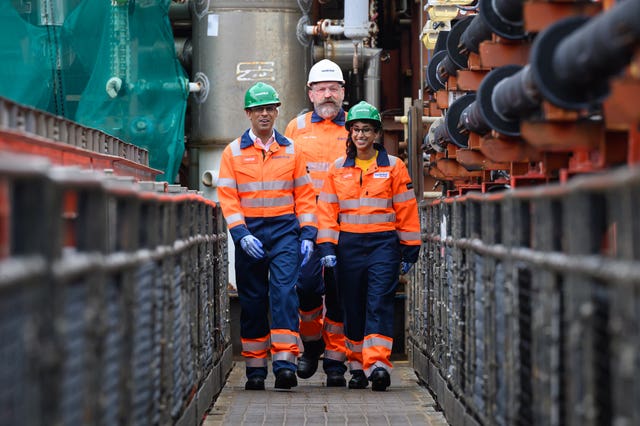 Prime Minister Rishi Sunak, left, and Energy Security and Net Zero Secretary Claire Coutinho on a tour of a North Sea gas platform 