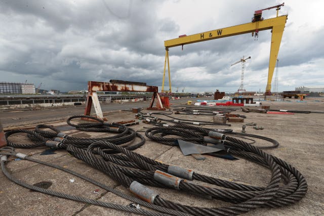 Harland and Wolff vote to continue occupation