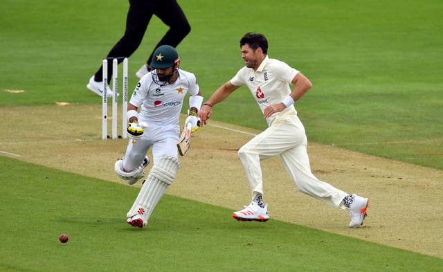Pakistan's Mohammad Rizwan gave England and James Anderson the run-around on Friday