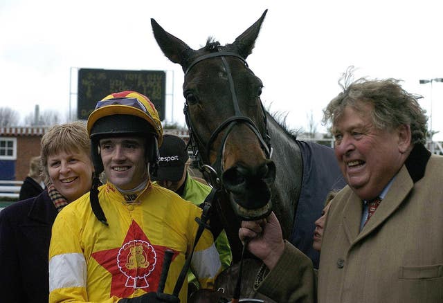 Lisa Hales (left) Ruby Walsh and John Hales with Azertyuiop