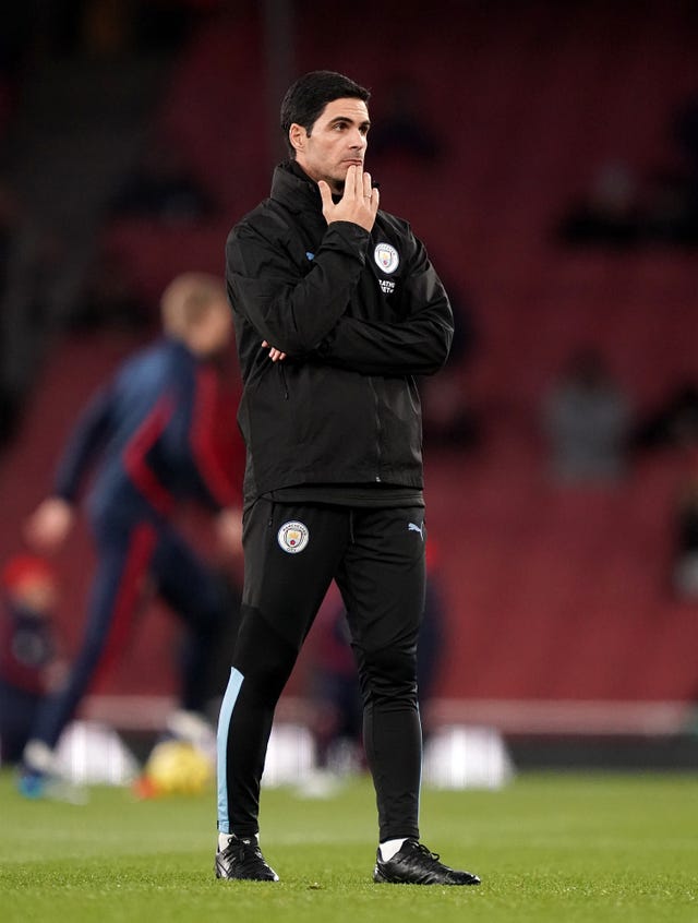 Mikel Arteta saw Manchester City beat Arsenal 3-0 on Sunday