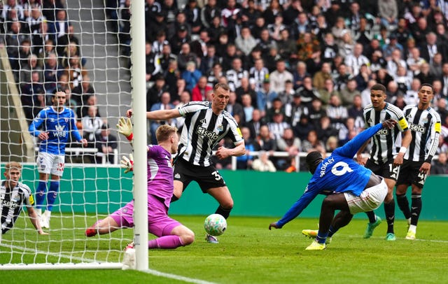 Brian Brobbey, right, scores Sunderland’s late winner at Newcastle