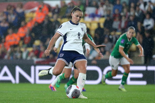 Georgia Stanway scores England''s second goal from a penalty against the Republic of Ireland