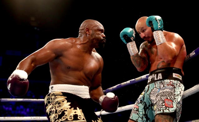 Dereck Chisora secured a devastating knockout victory over Artur Szpilka on the undercard