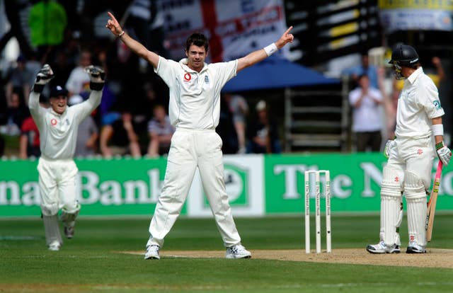 In 2008, Anderson took a five-for against New Zealand and united with long-term bowling partner Stuart Broad for the first time